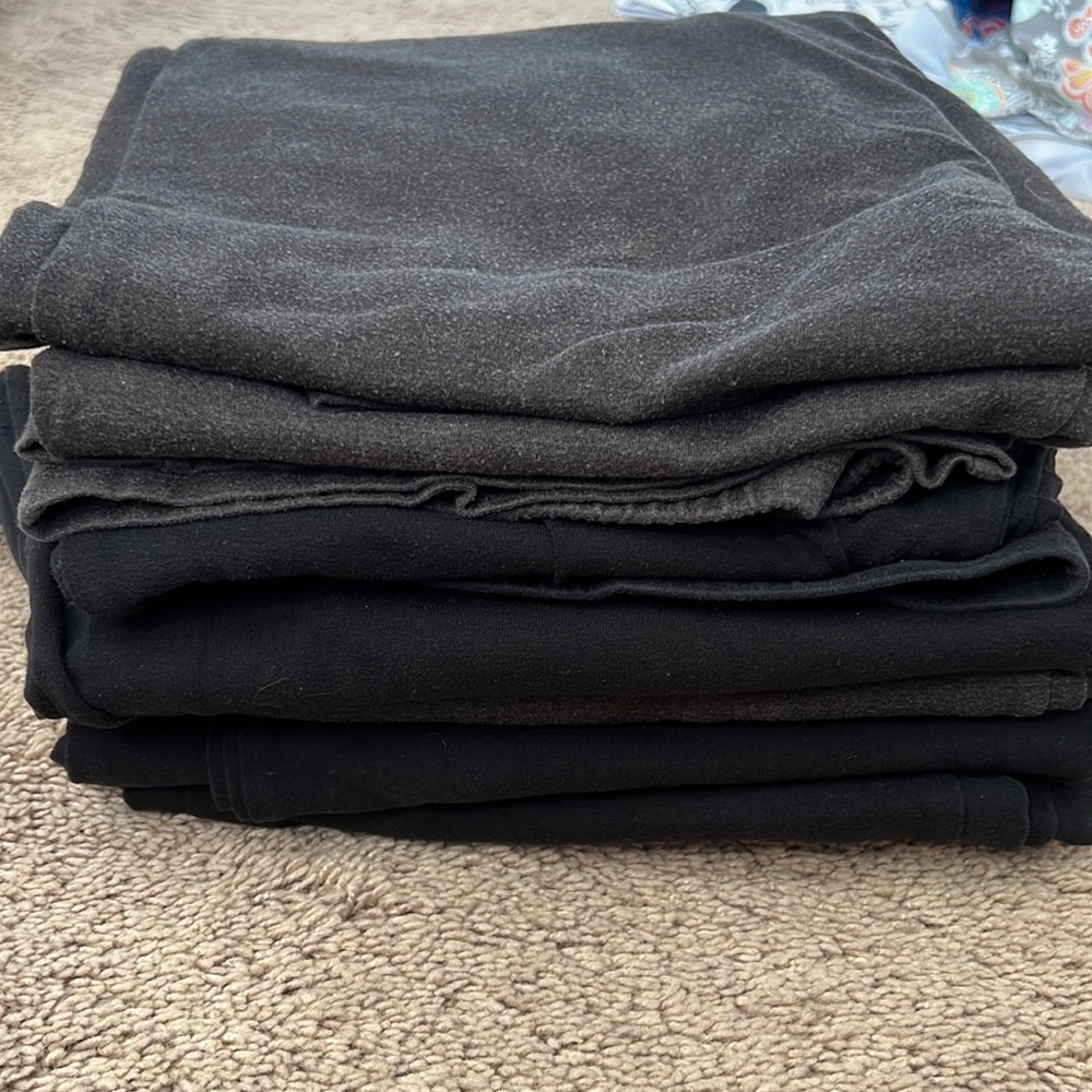 7 pairs of Sonoma Goods For Life maternity/high waisted yoga pants